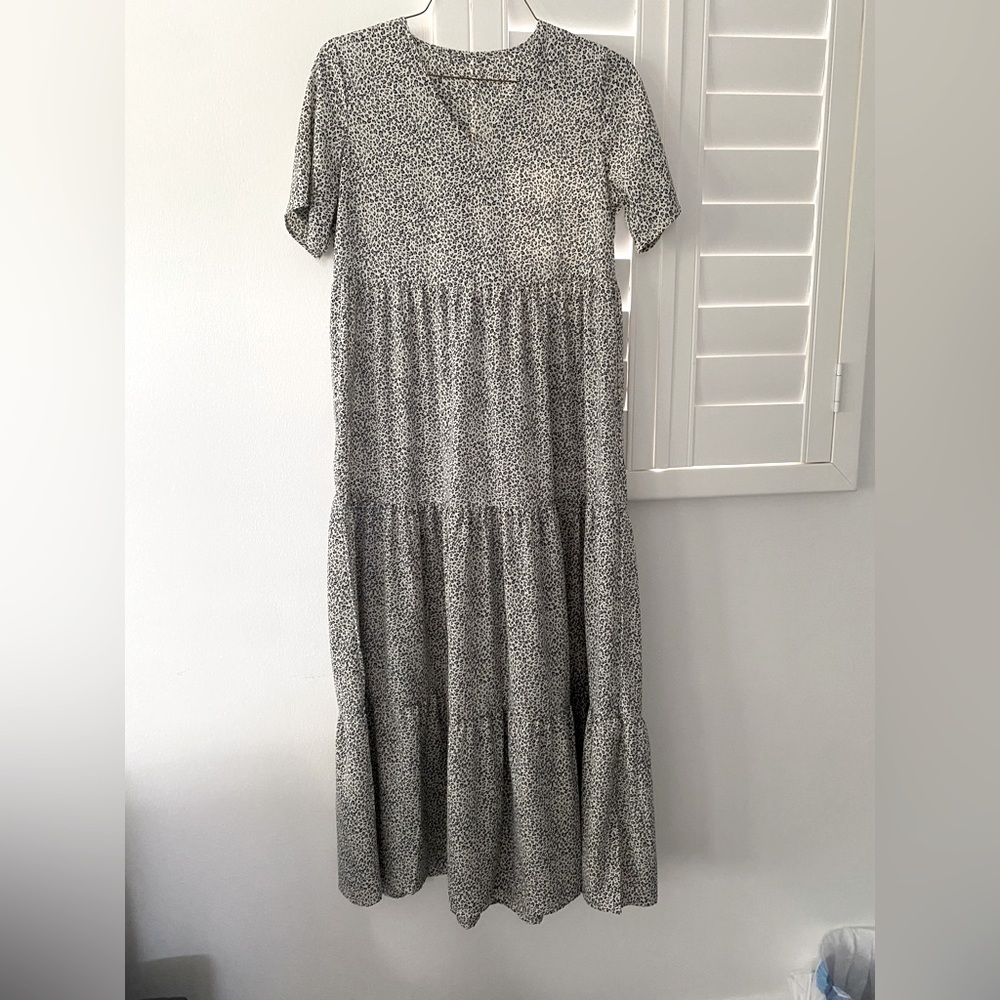NWOT! Shein Leopard print ruffle hem smock dress